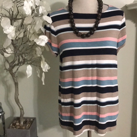 LOFT Tops - LOFT SHIRT